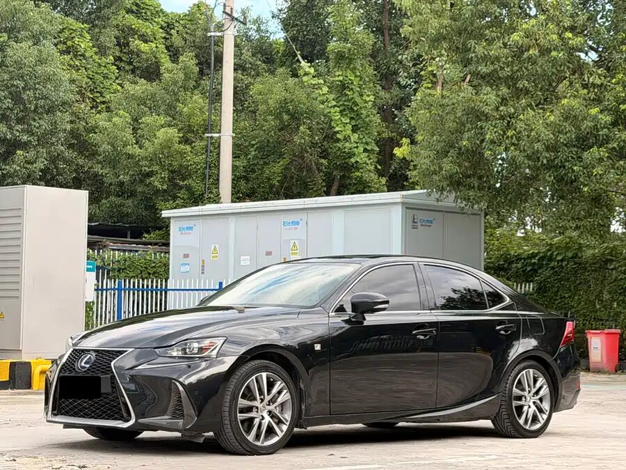 Lexus IS, 2018 — фото продавца с che168