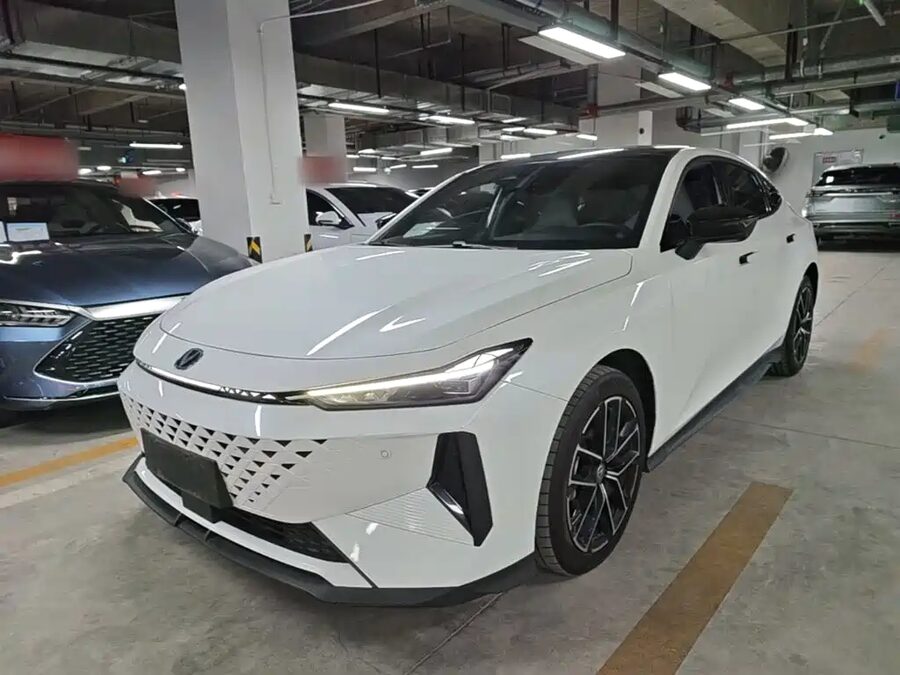 Changan UNI-V iDD, 2025 — фото продавца с che168