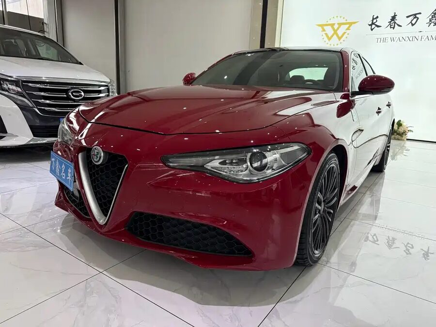 Alfa Romeo Giulia, 2018 — фото продавца с che168