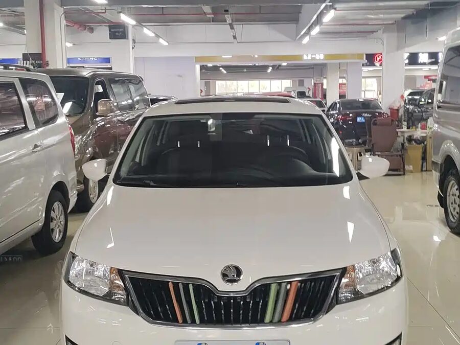 Skoda Rapid Spaceback, 2016 — фото продавца с che168