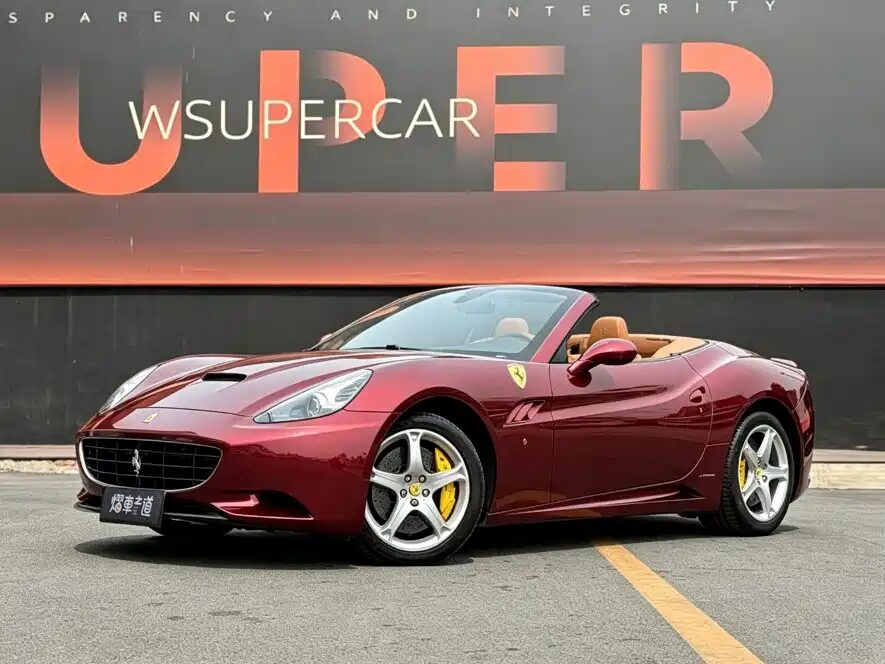 Ferrari California T, 2010 — фото продавца с che168