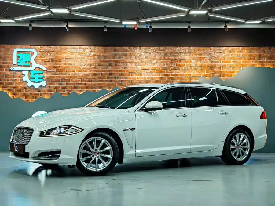 Jaguar XF, 2015 — фото продавца с che168