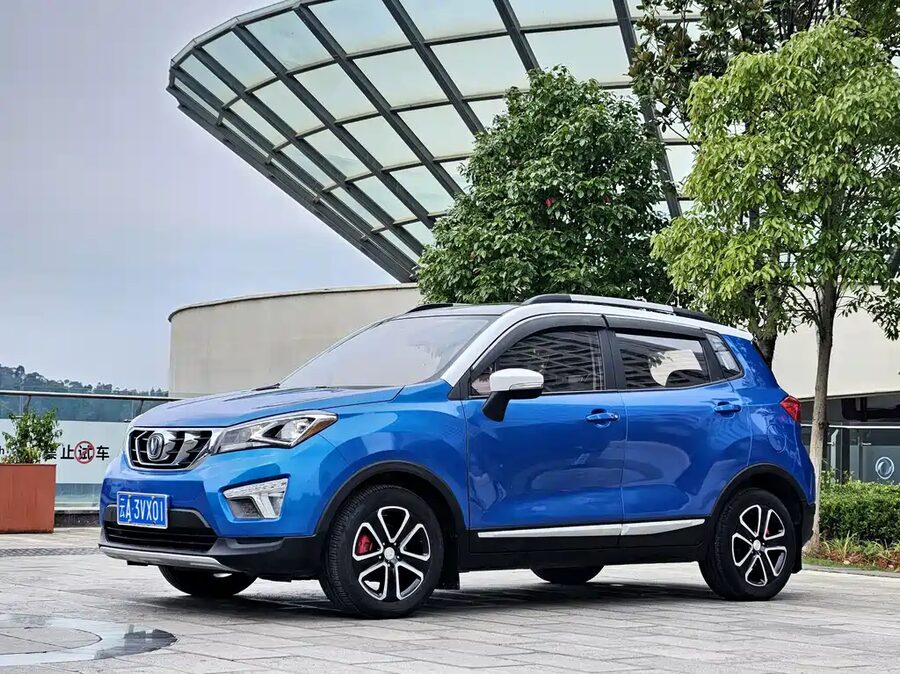 Changan CS15, 2016 — фото продавца с che168