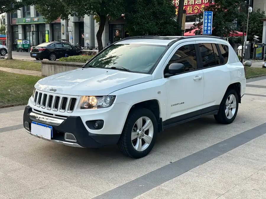 Jeep Compass (Import), 2015 — фото продавца с che168