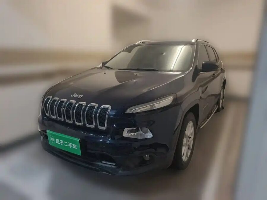 Jeep Cherokee, 2016 — фото продавца с che168