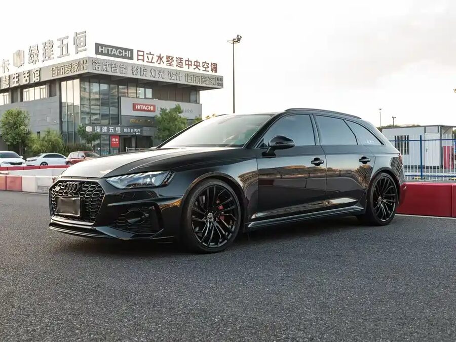 Audi RS 4, 2022 — фото продавца с che168