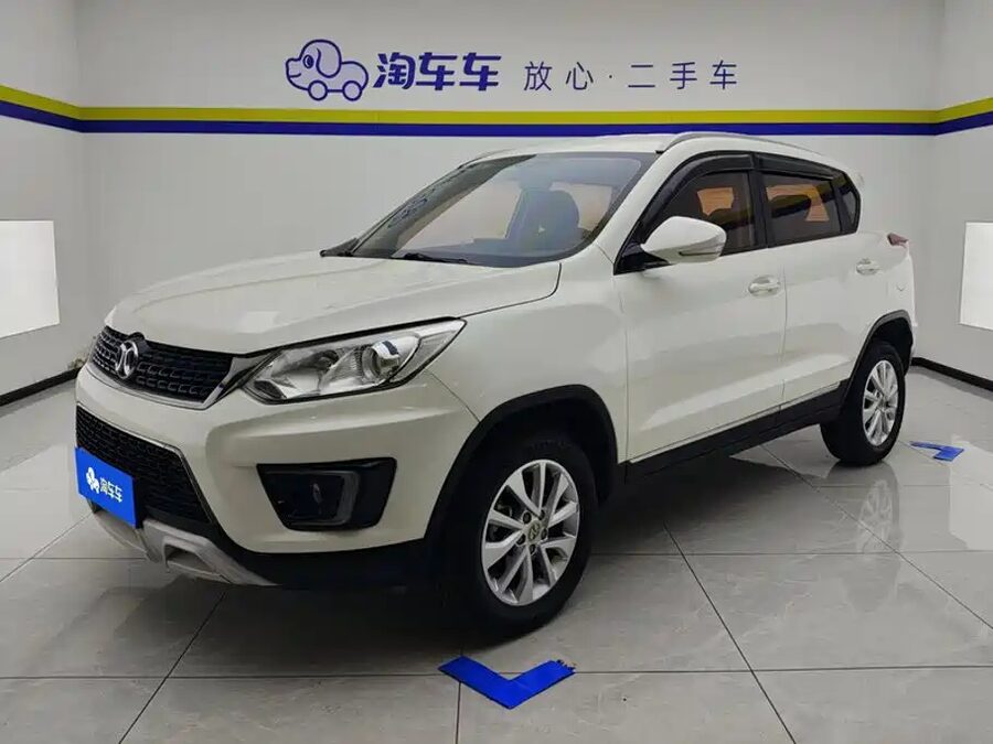 BAIC Senova X35, 2018 — фото продавца с che168