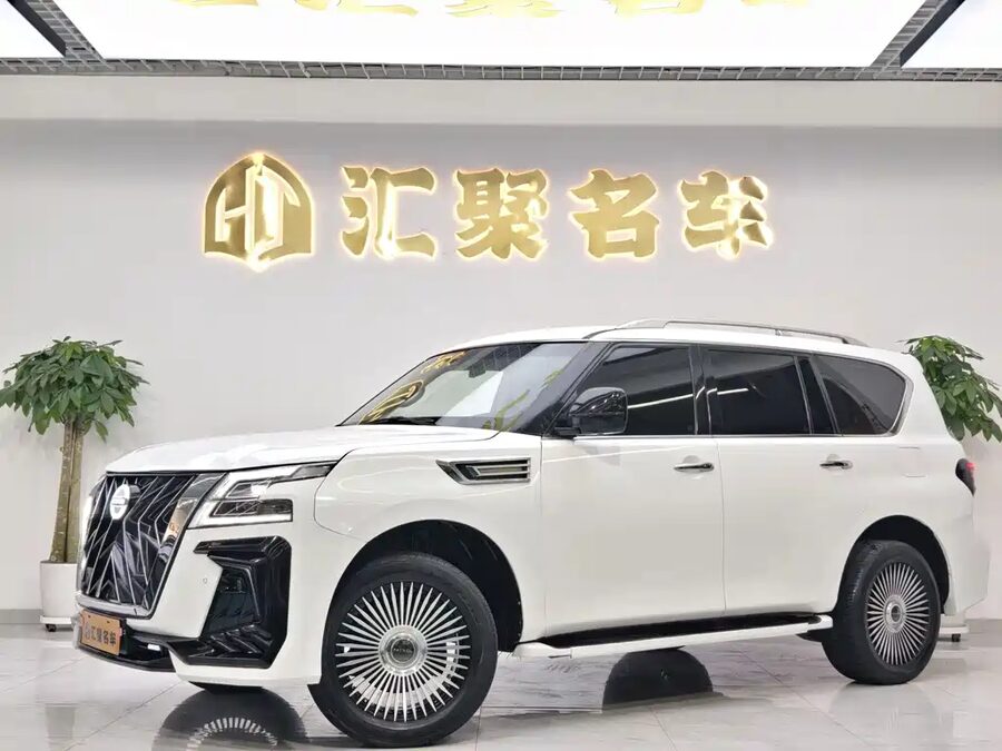 Nissan Patrol, 2017 — фото продавца с che168