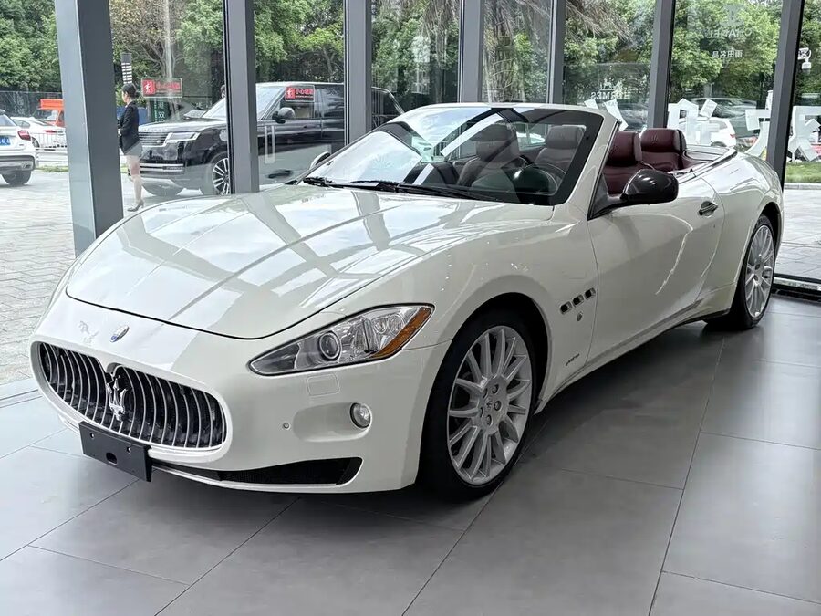 Maserati GranCabrio, 2011 — фото продавца с che168