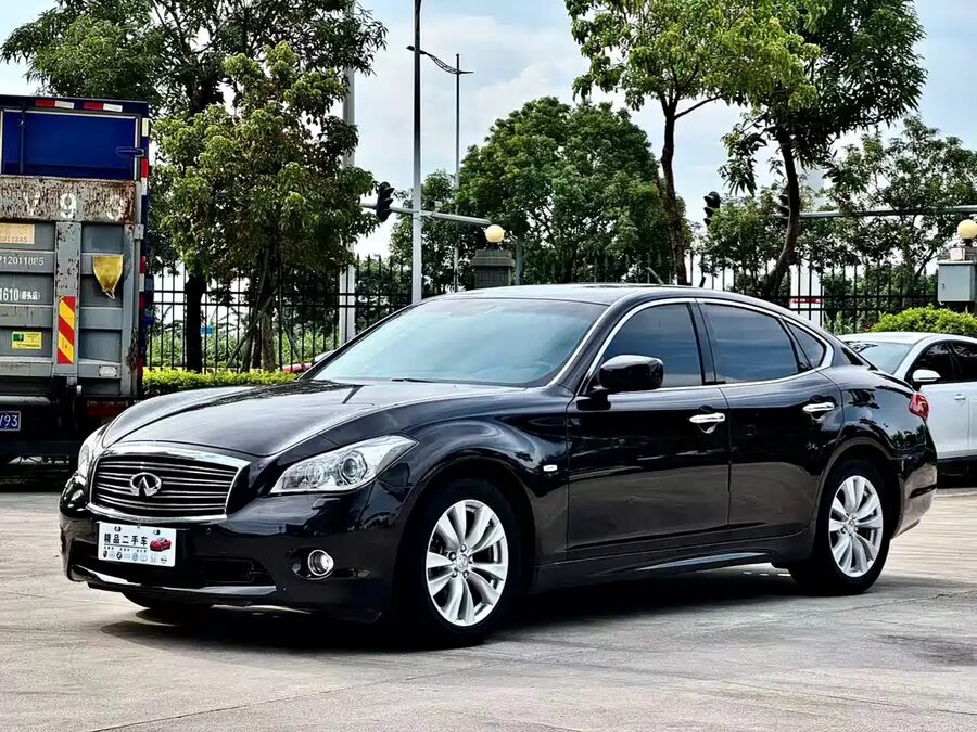 Infiniti M, 2012 — фото продавца с che168