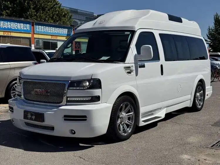 GMC Savana, 2015 — фото продавца с che168