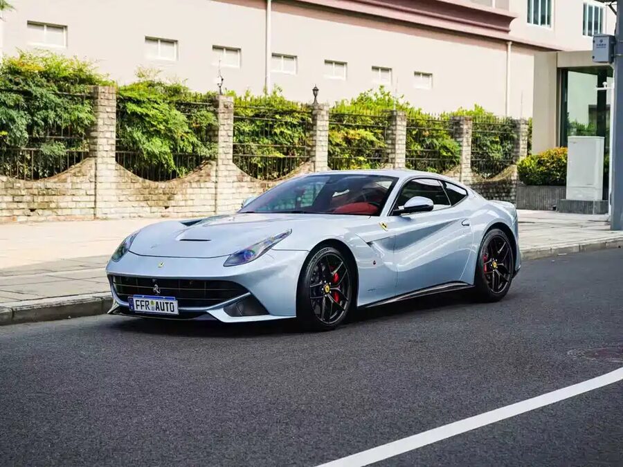 Ferrari F12berlinetta, 2014 — фото продавца с che168