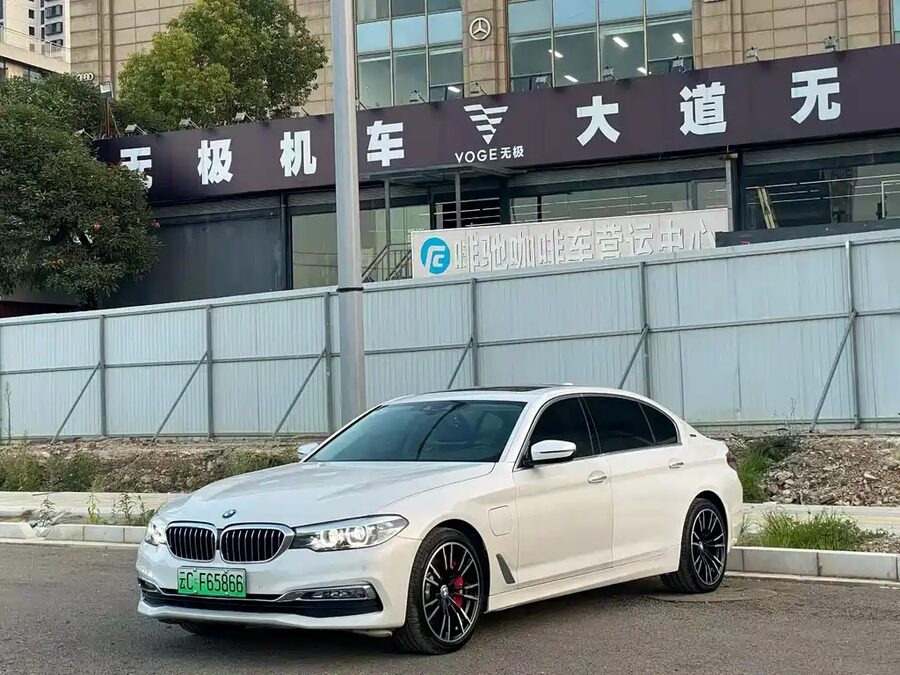 BMW 5 Series New Energy, 2018 — фото продавца с che168