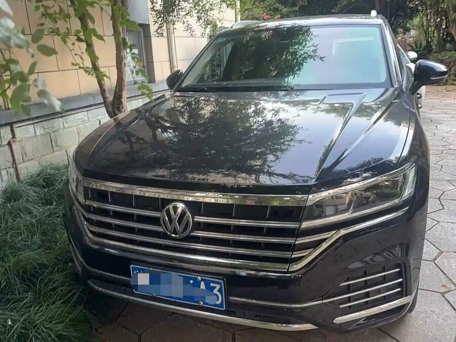 Volkswagen Touareg, 2019 — фото продавца с che168