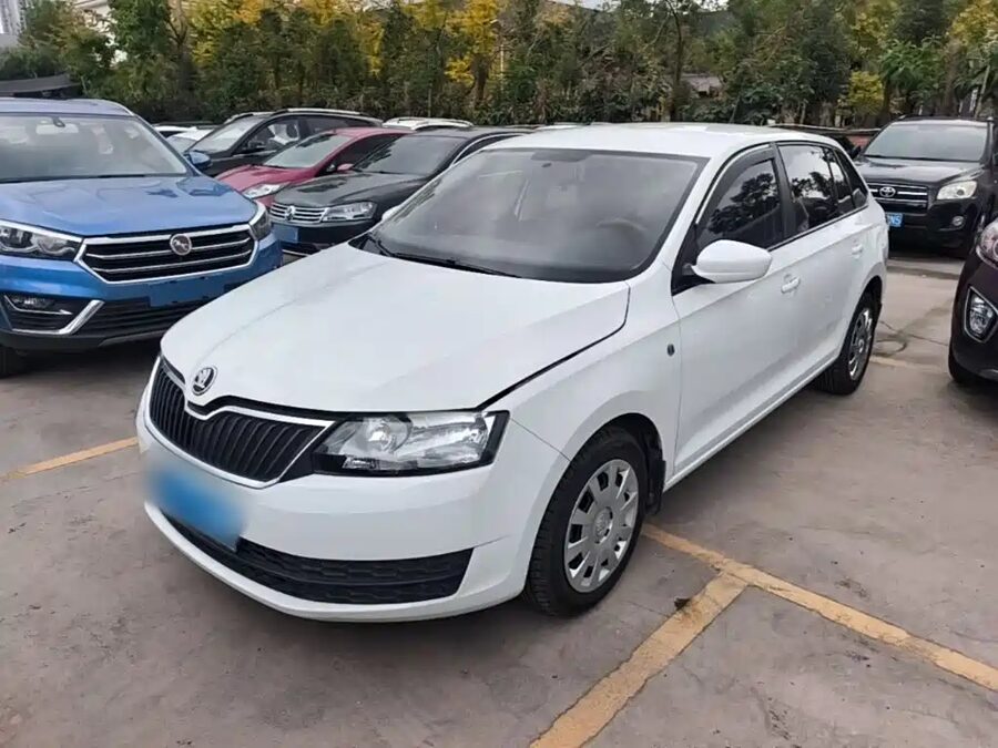 Skoda Rapid Spaceback, 2016 — фото продавца с che168
