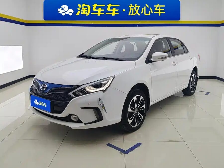 BYD Qin NEV, 2016 — фото продавца с che168