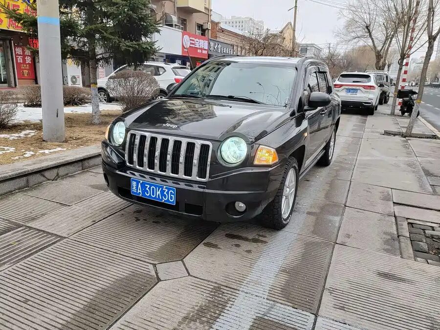 Jeep Compass (Import), 2010 — фото продавца с che168