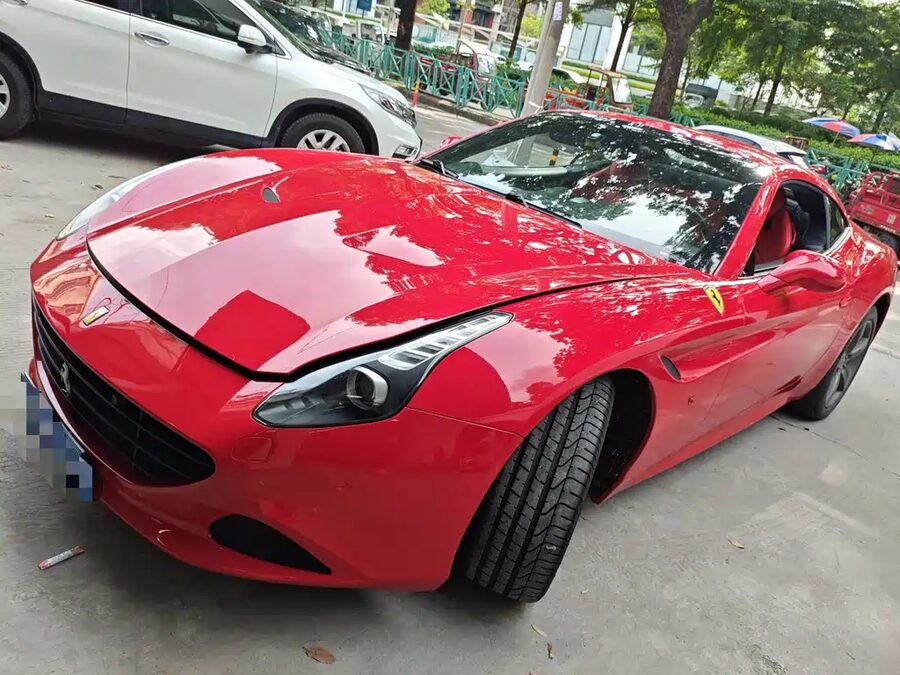 Ferrari California T, 2015 — фото продавца с che168