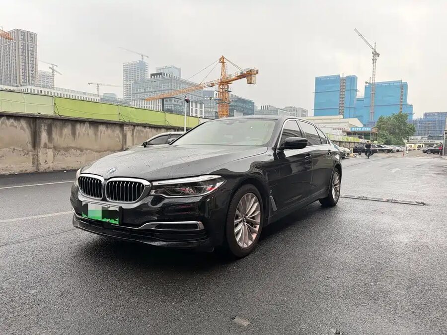 BMW 5 Series New Energy, 2019 — фото продавца с che168