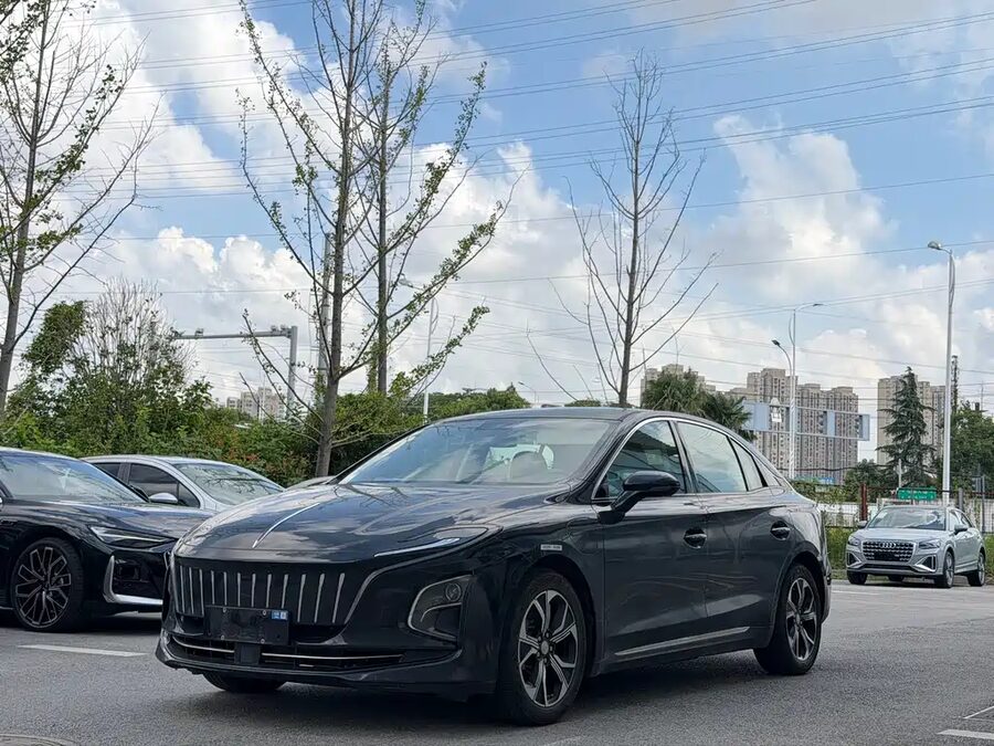 Hongqi Hongqi E-QM5, 2024 — фото продавца с che168
