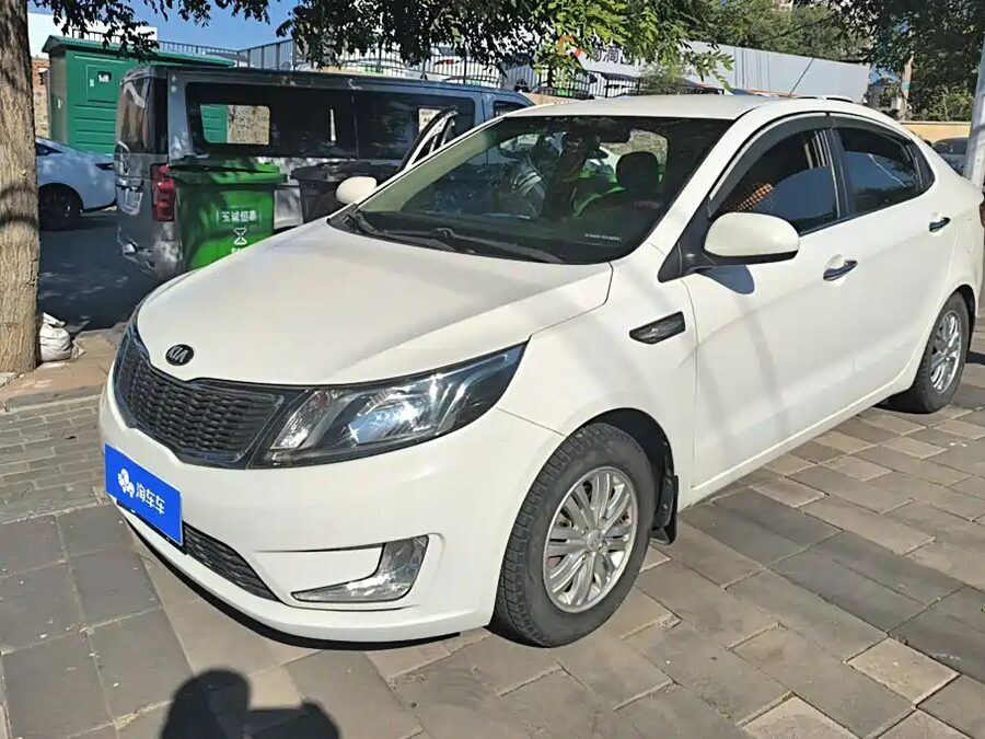 Kia K2, 2013 — фото продавца с che168