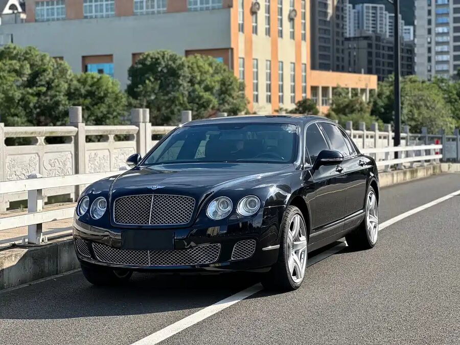 Bentley Flying Spur, 2011 — фото продавца с che168