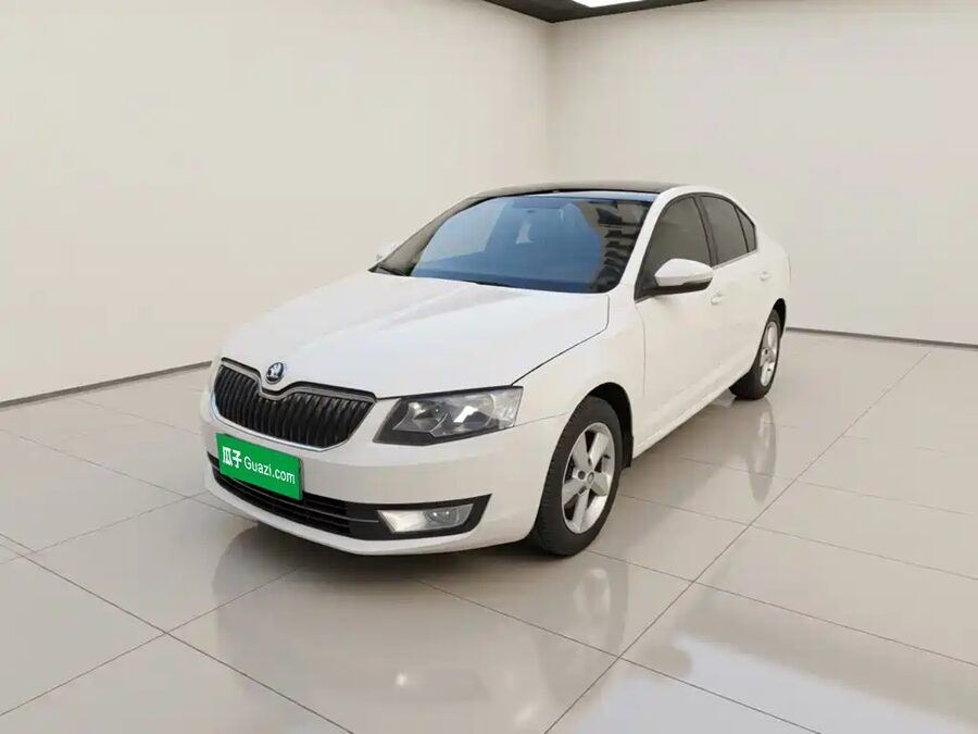 Skoda Octavia, 2015 — фото продавца с che168