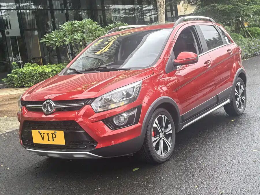 BAIC Senova X25, 2018 — фото продавца с che168