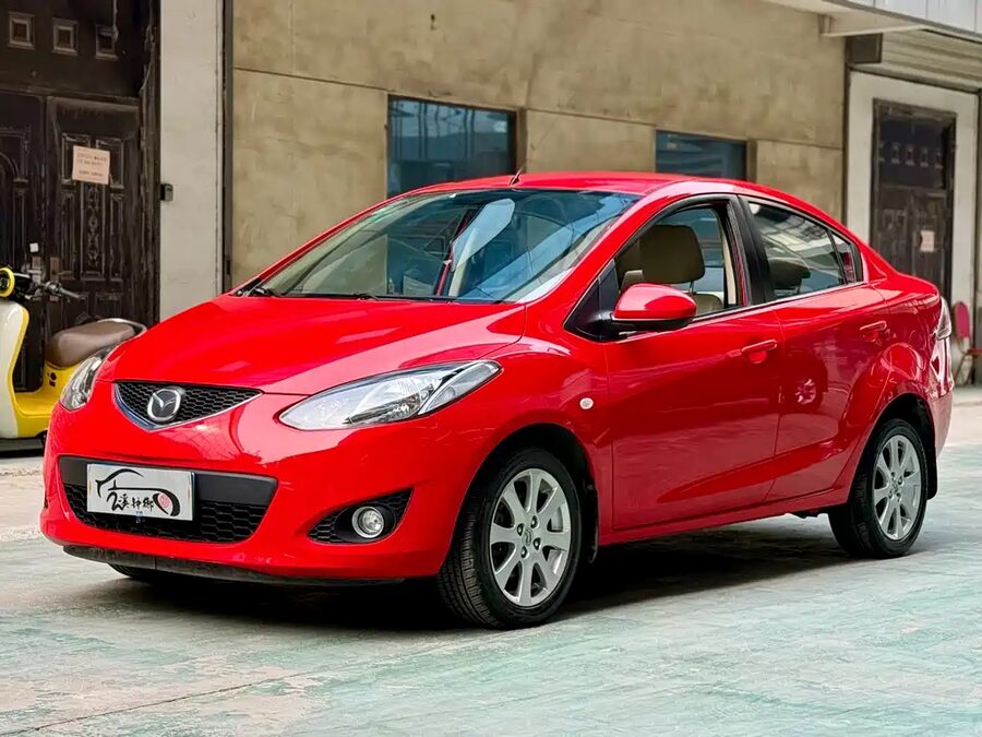 Mazda 2, 2010 — фото продавца с che168