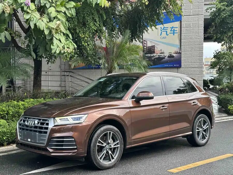 Audi Q5L, 2019 — фото продавца с che168