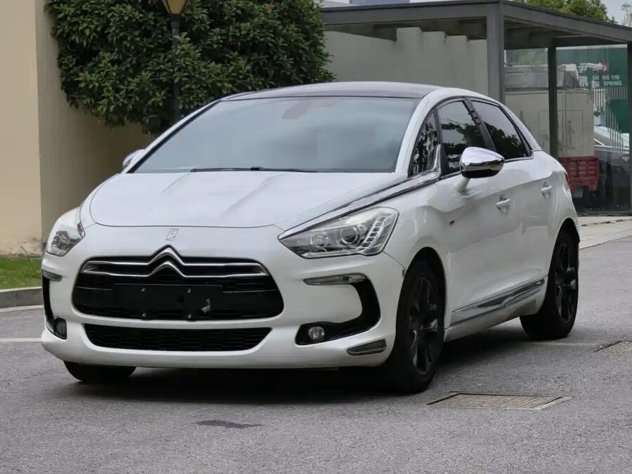 DS DS 5, 2014 — фото продавца с che168