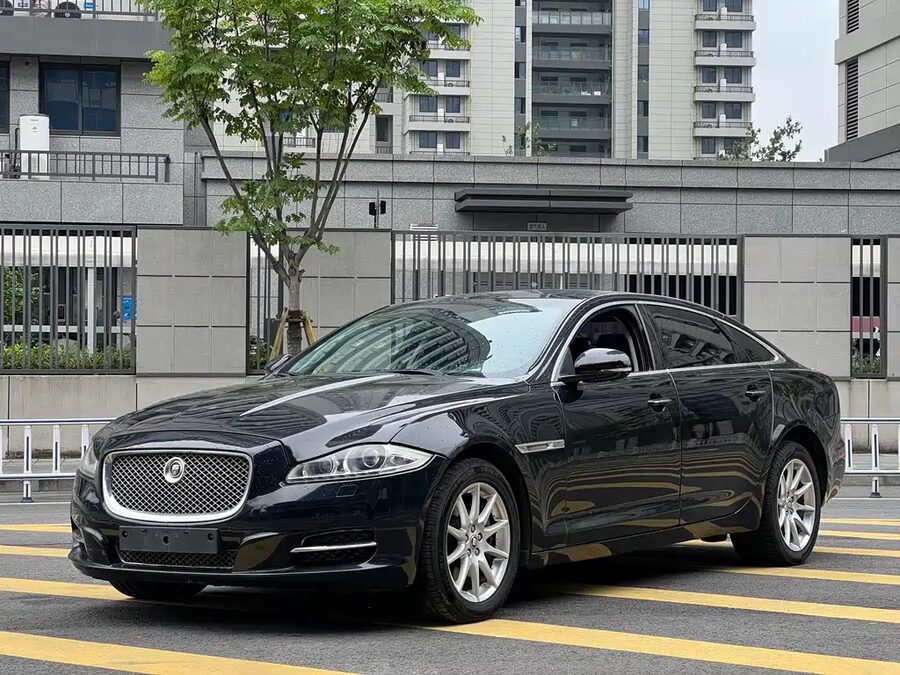 Jaguar XJ, 2012 — фото продавца с che168