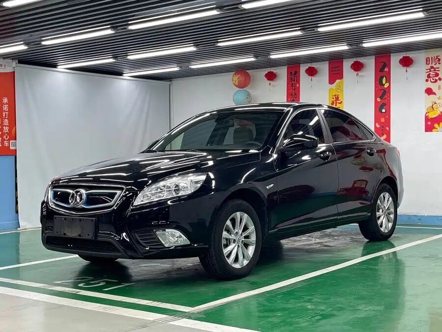 BAIC New Energy EU, 2016 — фото продавца с che168
