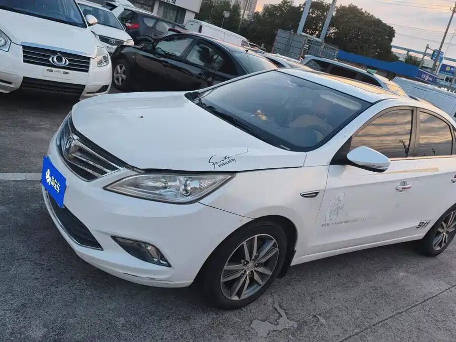 Changan Eado, 2016 — фото продавца с che168