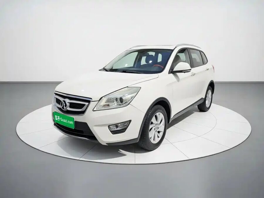 BAIC Senova X65, 2017 — фото продавца с che168