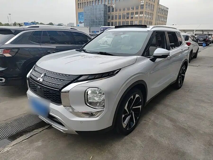 Mitsubishi Outlander, 2023 — фото продавца с che168