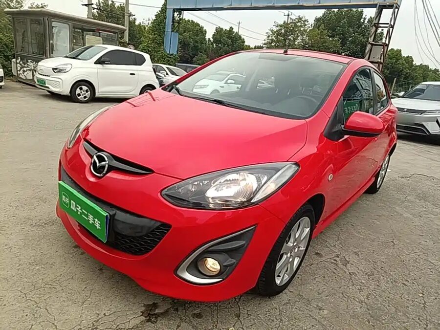 Mazda 2, 2014 — фото продавца с che168