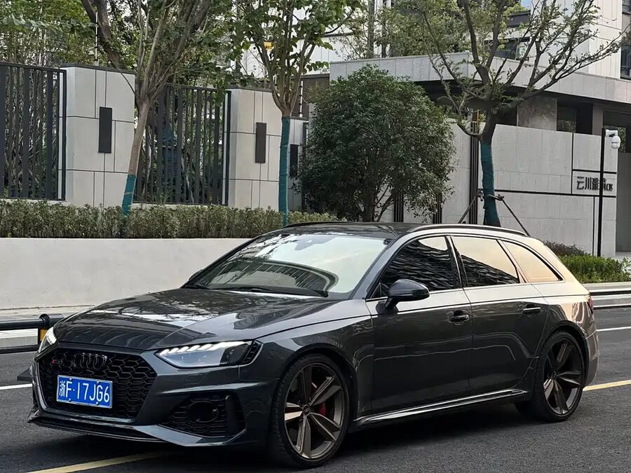 Audi RS 4, 2022 — фото продавца с che168