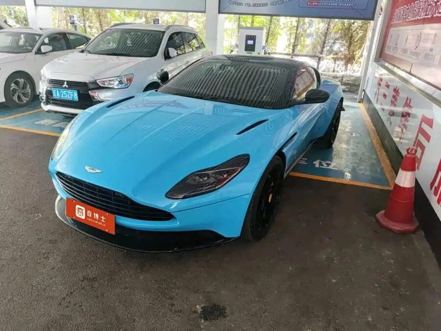 Aston Martin DB11, 2019 — фото продавца с che168