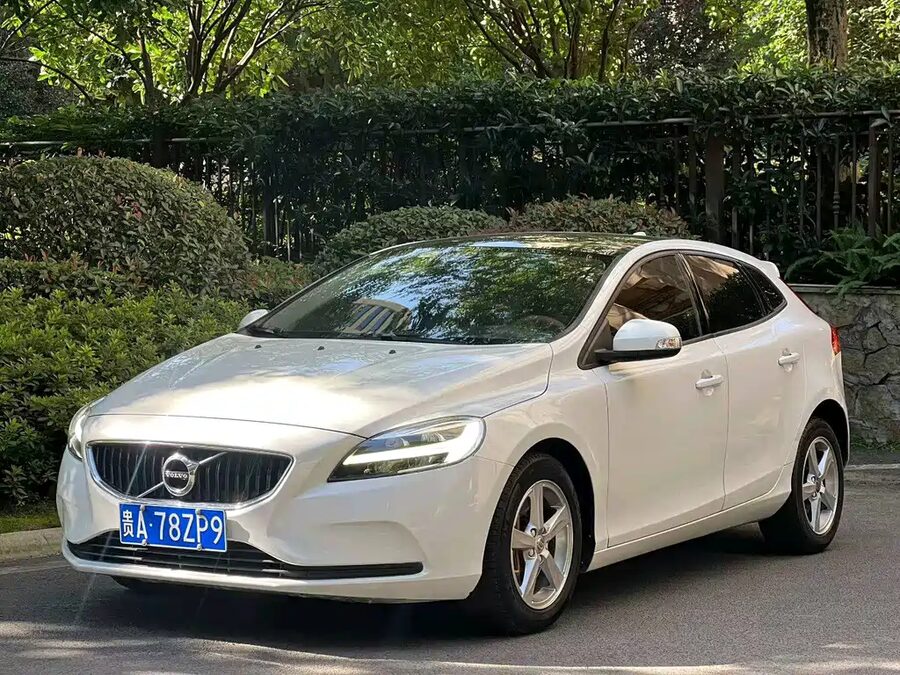 Volvo V40, 2018 — фото продавца с che168