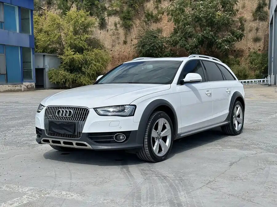 Audi A4 (Import), 2017 — фото продавца с che168