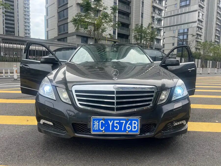 Mercedes-Benz E-Class, 2010 — фото продавца с che168