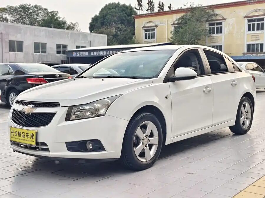 Chevrolet Cruze, 2010 — фото продавца с che168