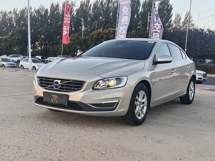 Volvo S60, 2016 — фото продавца с che168