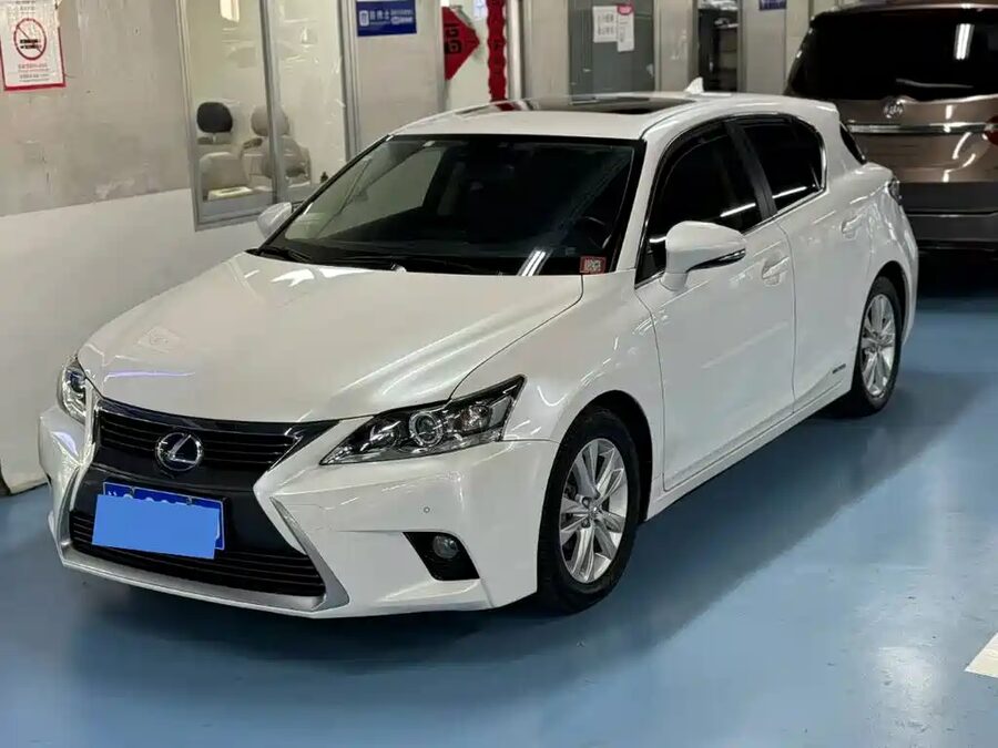 Lexus CT, 2016 — фото продавца с che168