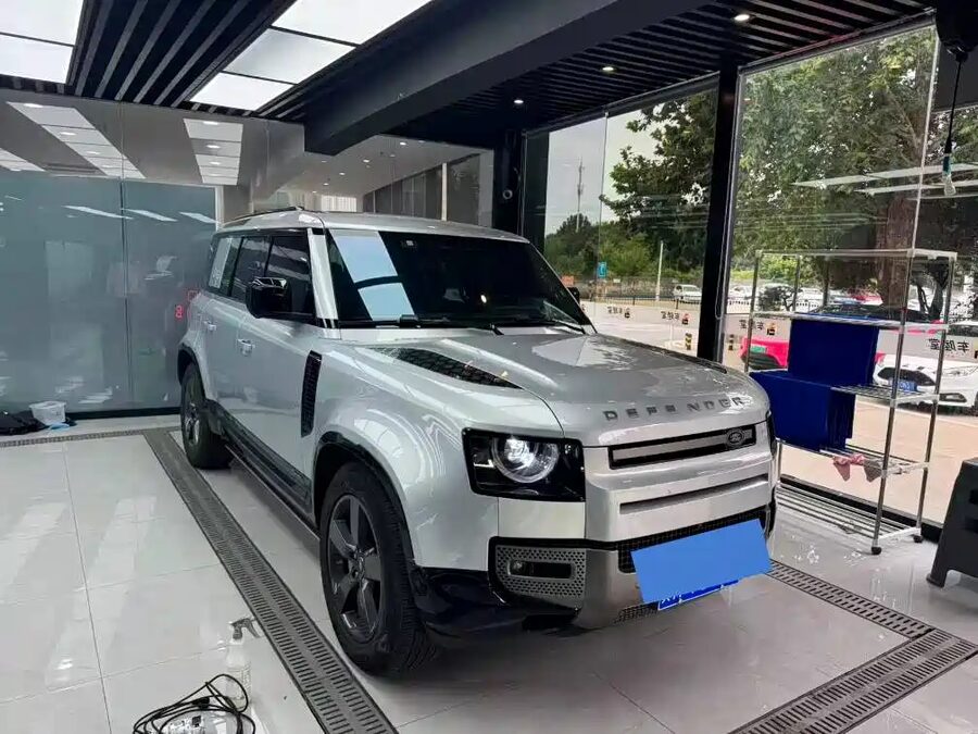 Land Rover Defender, 2021 — фото продавца с che168