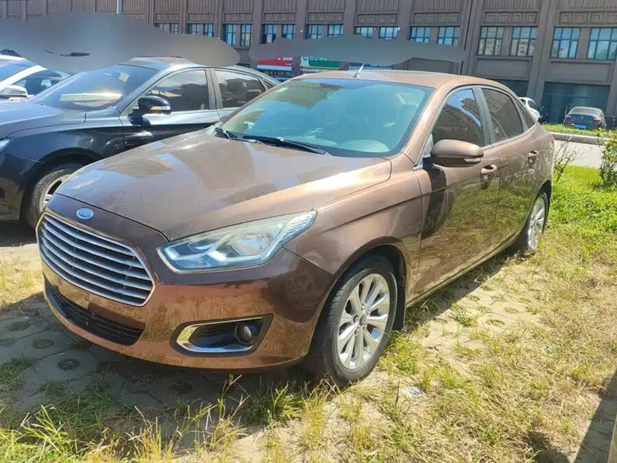 Ford Escort, 2015 — фото продавца с che168