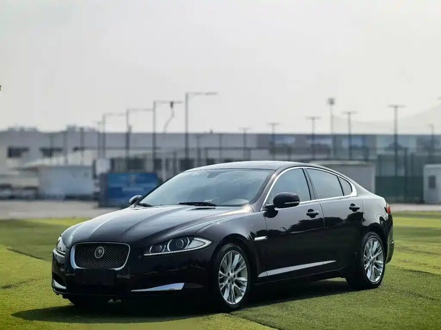 Jaguar XF, 2015 — фото продавца с che168