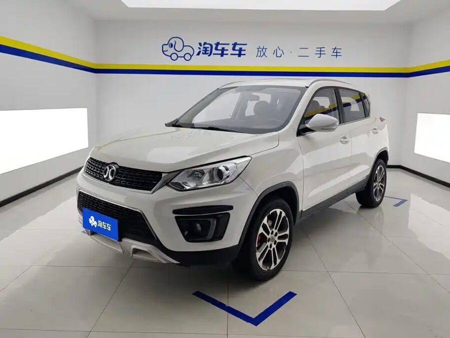 BAIC Senova X35, 2018 — фото продавца с che168