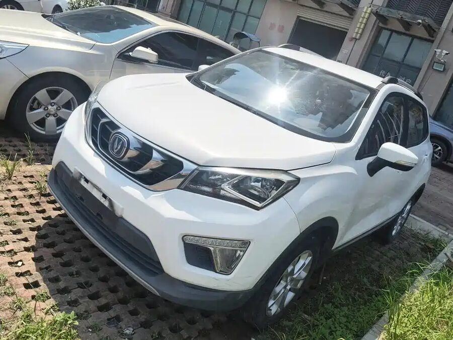 Changan CS15, 2017 — фото продавца с che168